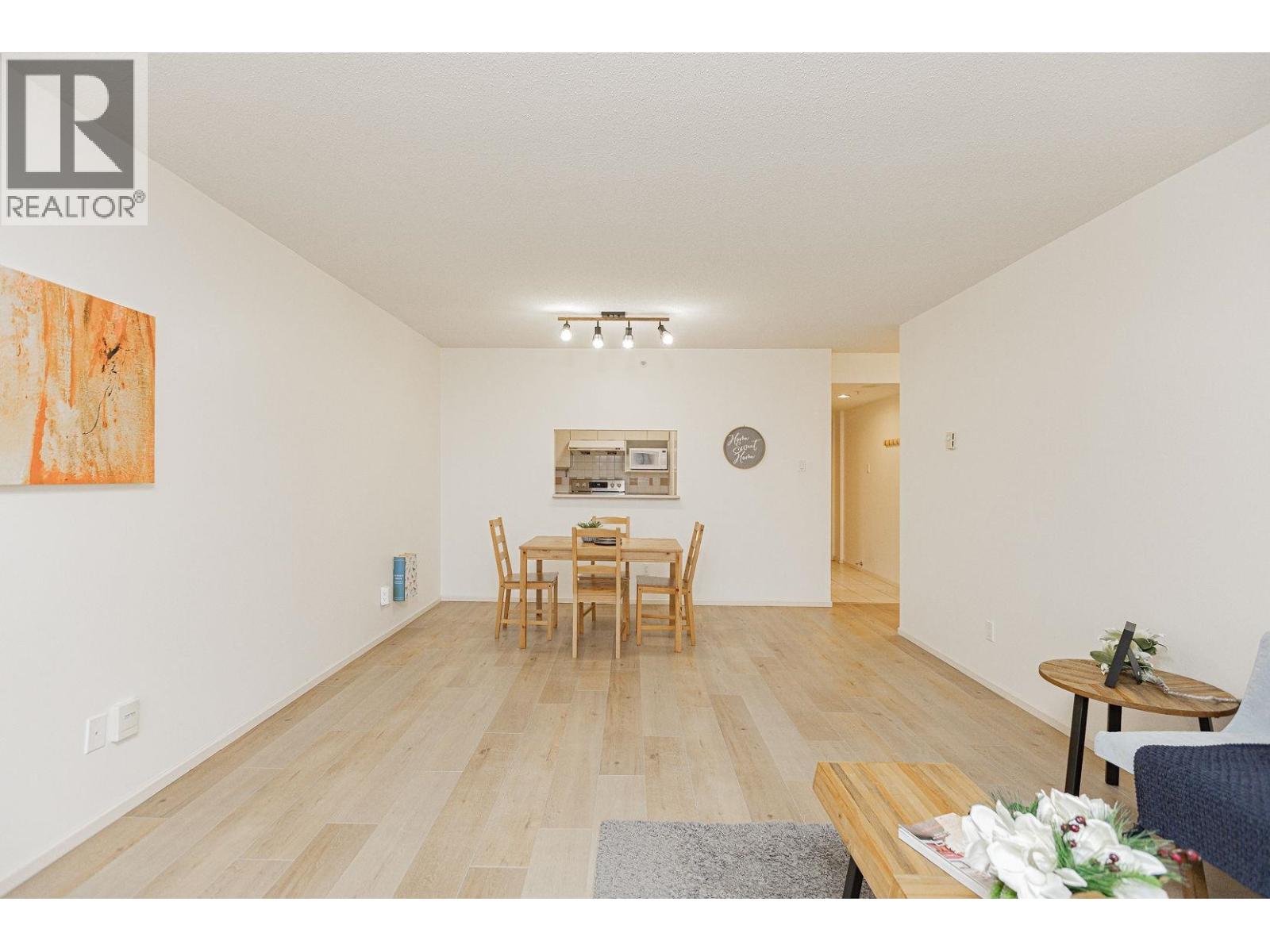 #1206-8246 LANSDOWNE Road, Richmond