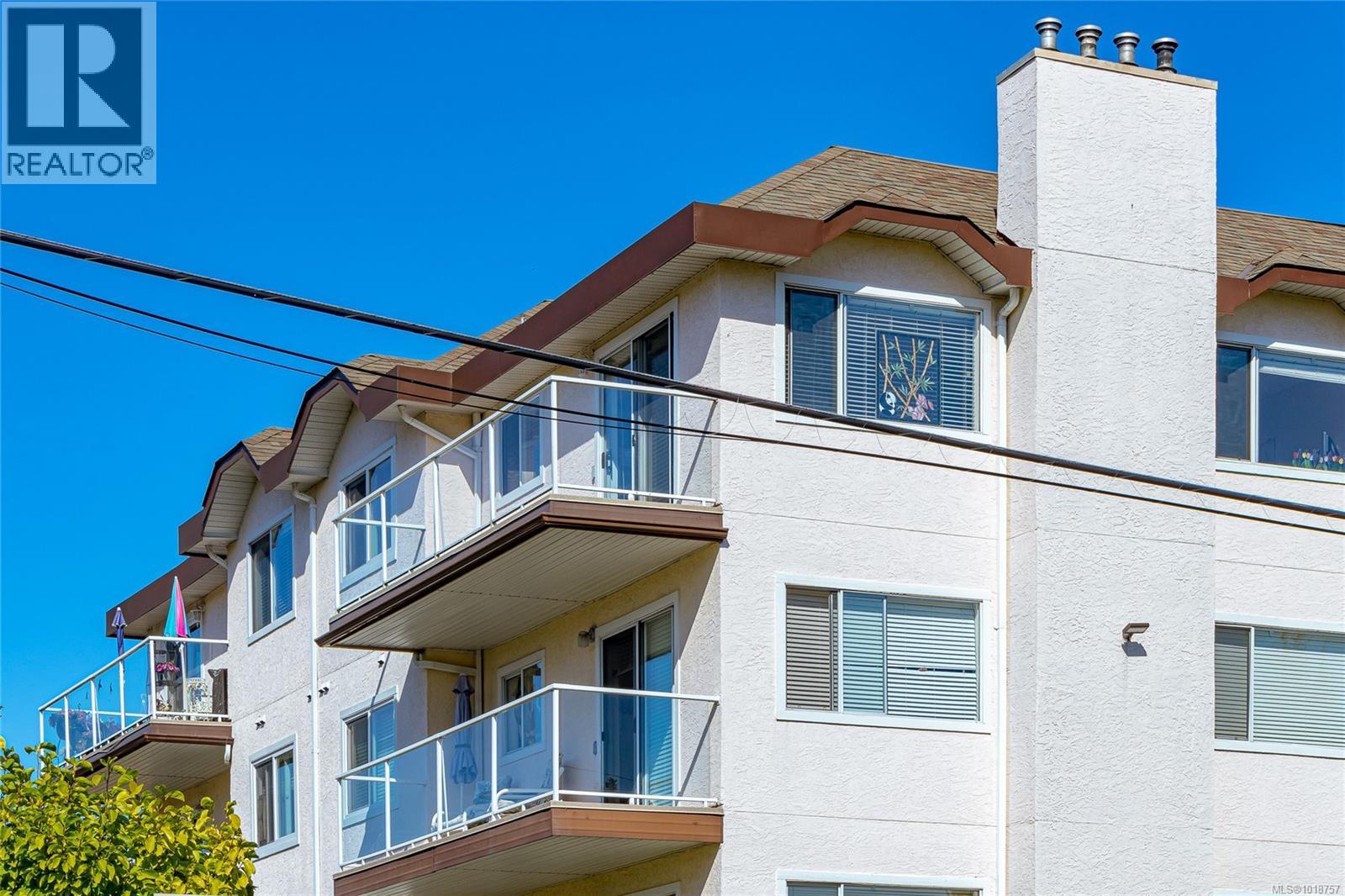 401 2354 Brethour Avenue, Sidney