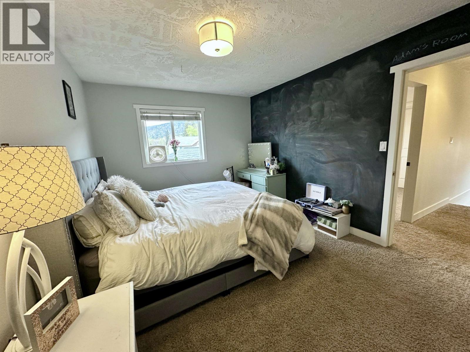 3272 TURNER Way, Smithers