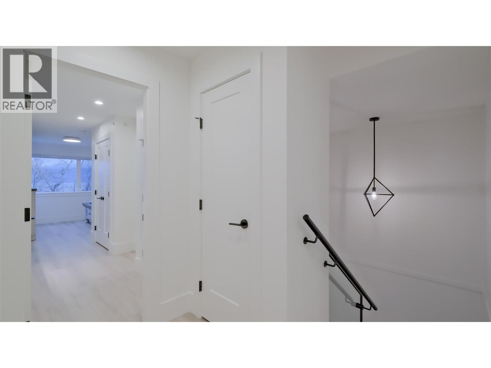  3040 Landry Crescent, Summerland