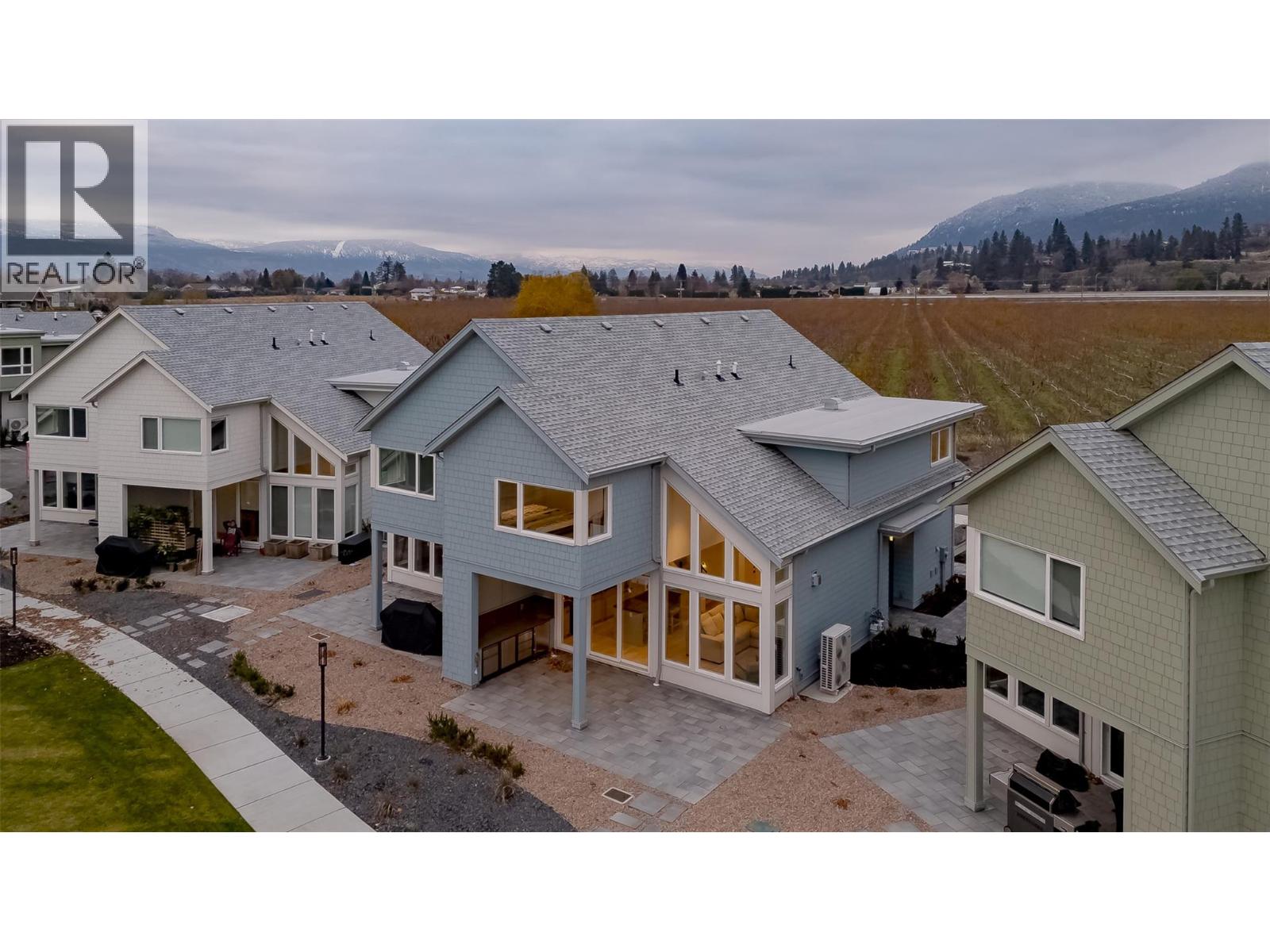  3040 Landry Crescent, Summerland