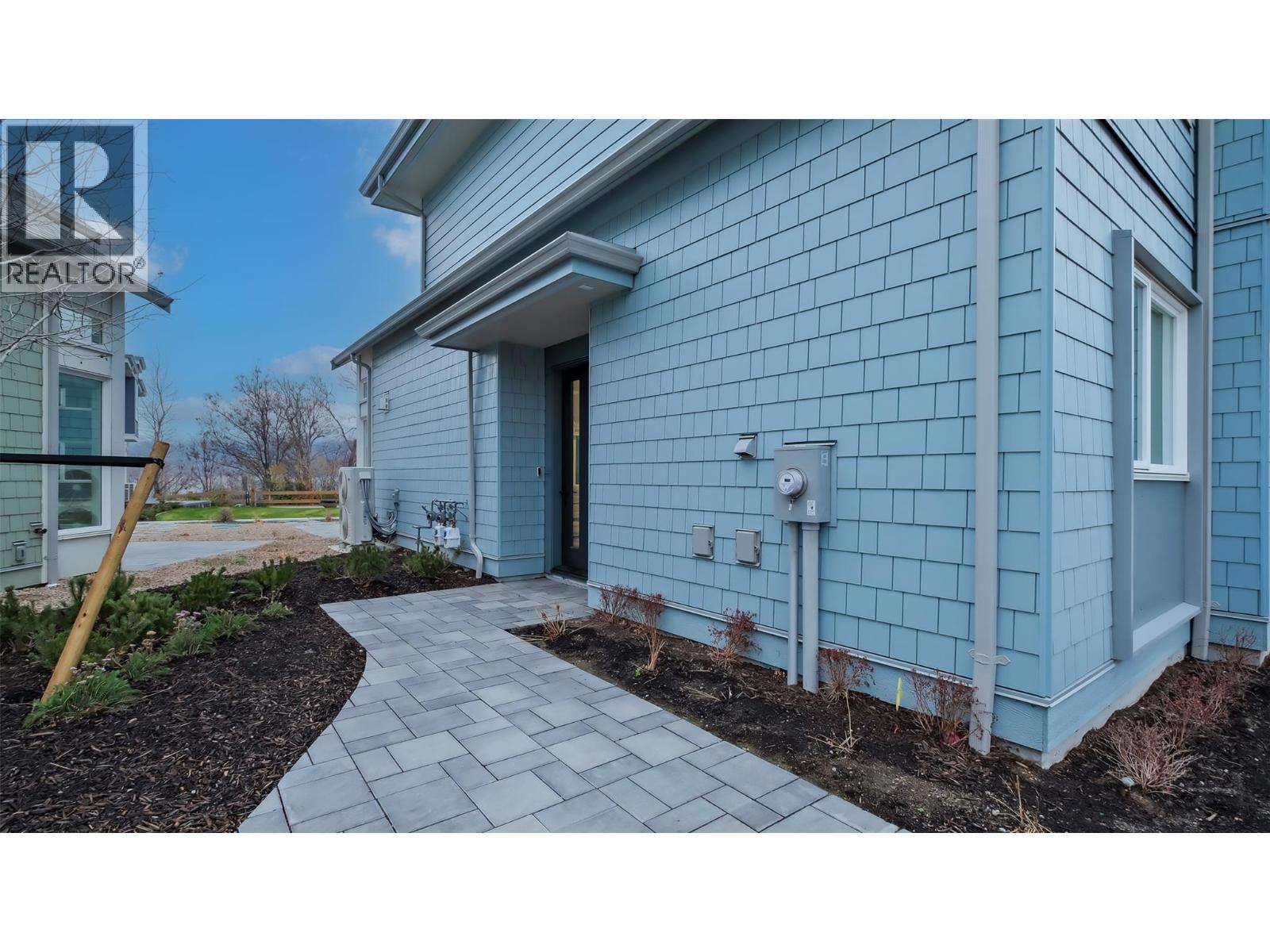  3040 Landry Crescent, Summerland