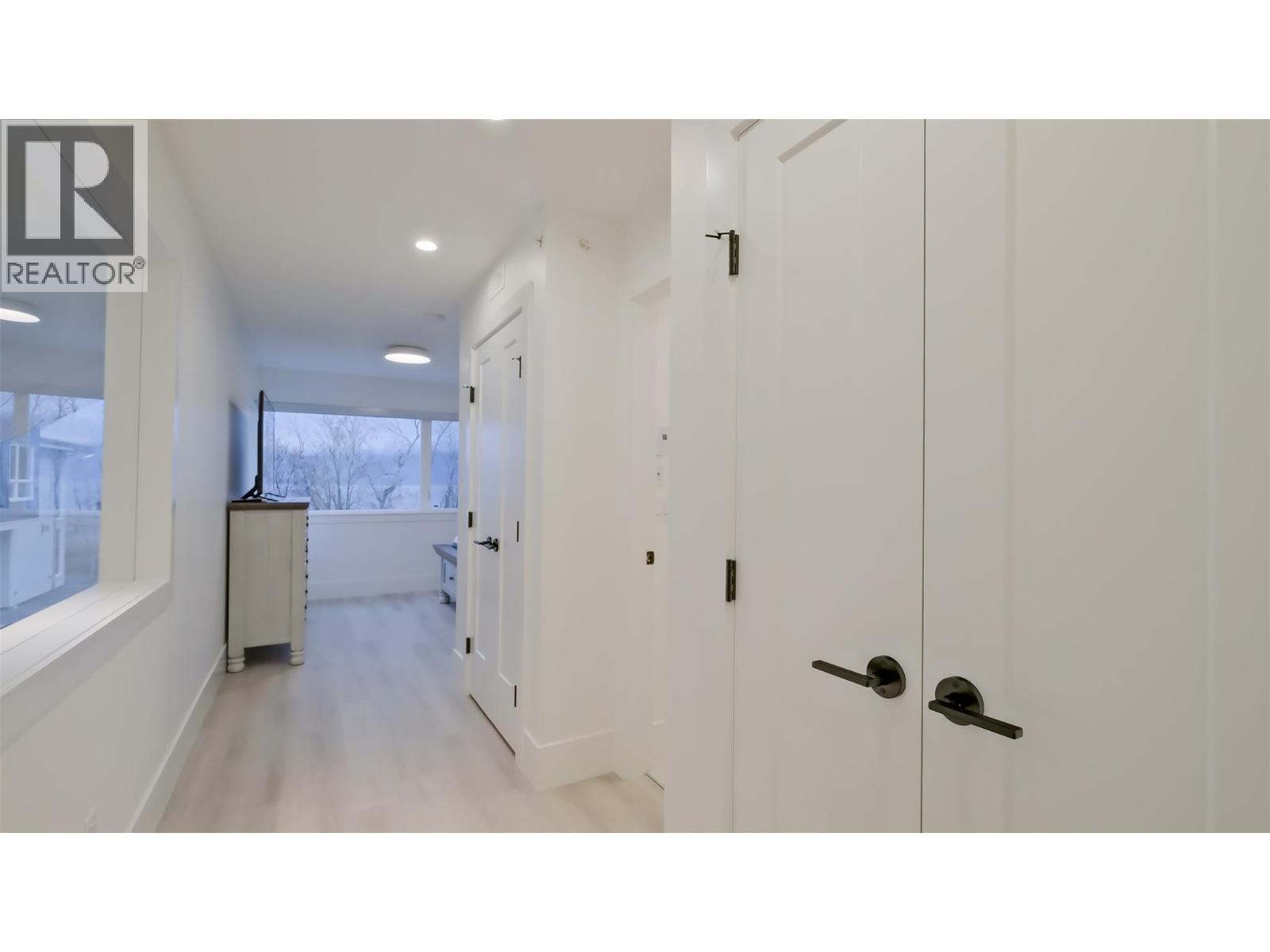  3040 Landry Crescent, Summerland