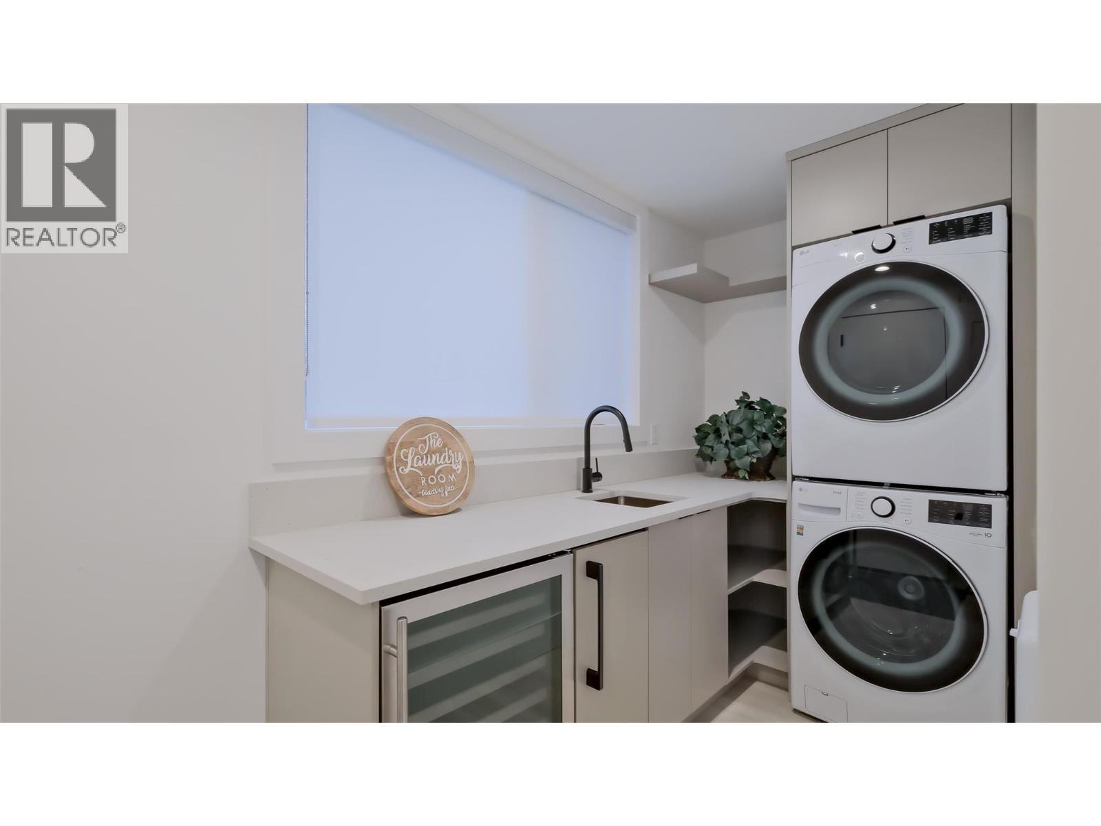  3040 Landry Crescent, Summerland