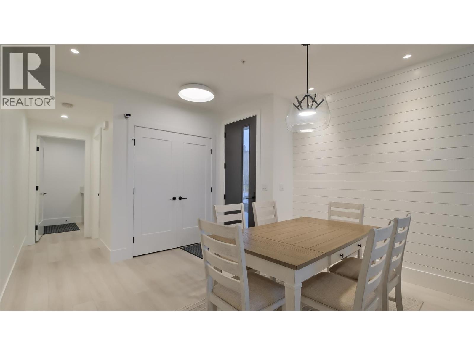  3040 Landry Crescent, Summerland