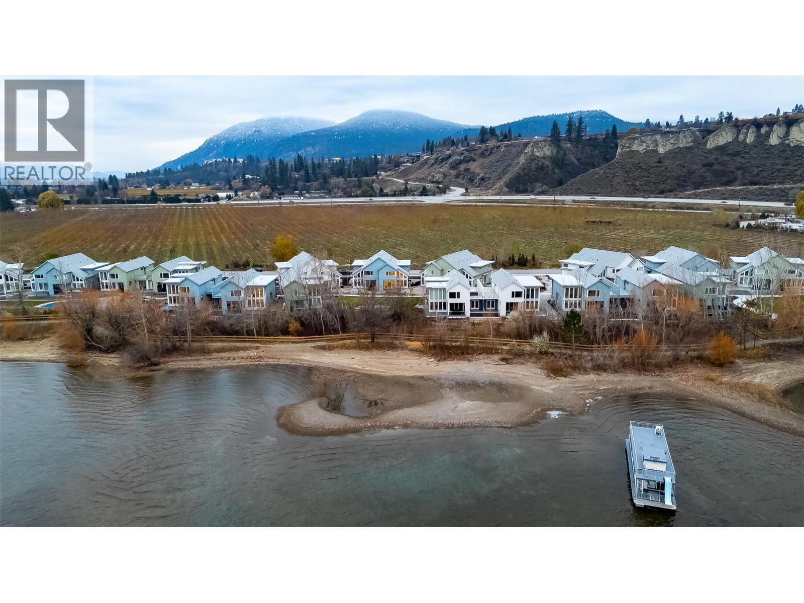  3040 Landry Crescent, Summerland