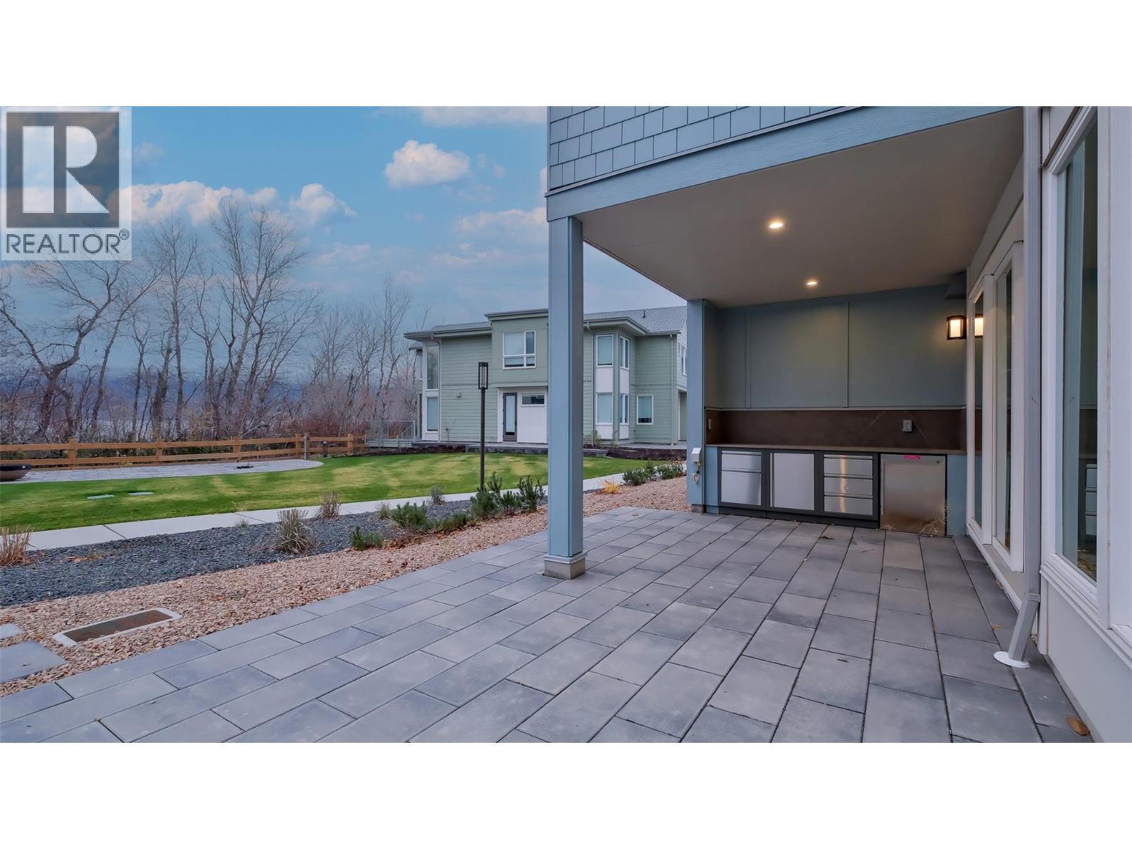  3040 Landry Crescent, Summerland