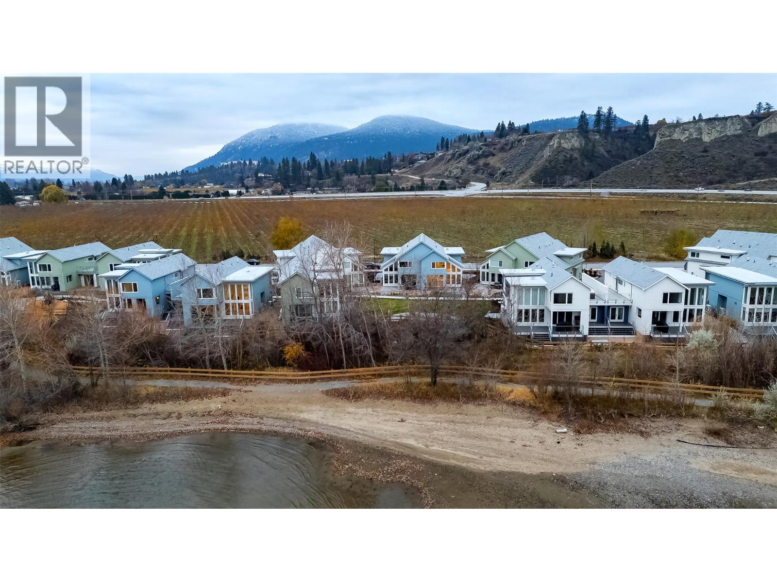  3040 Landry Crescent, Summerland