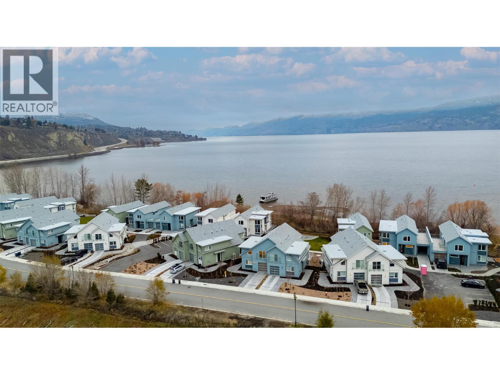  3040 Landry Crescent, Summerland