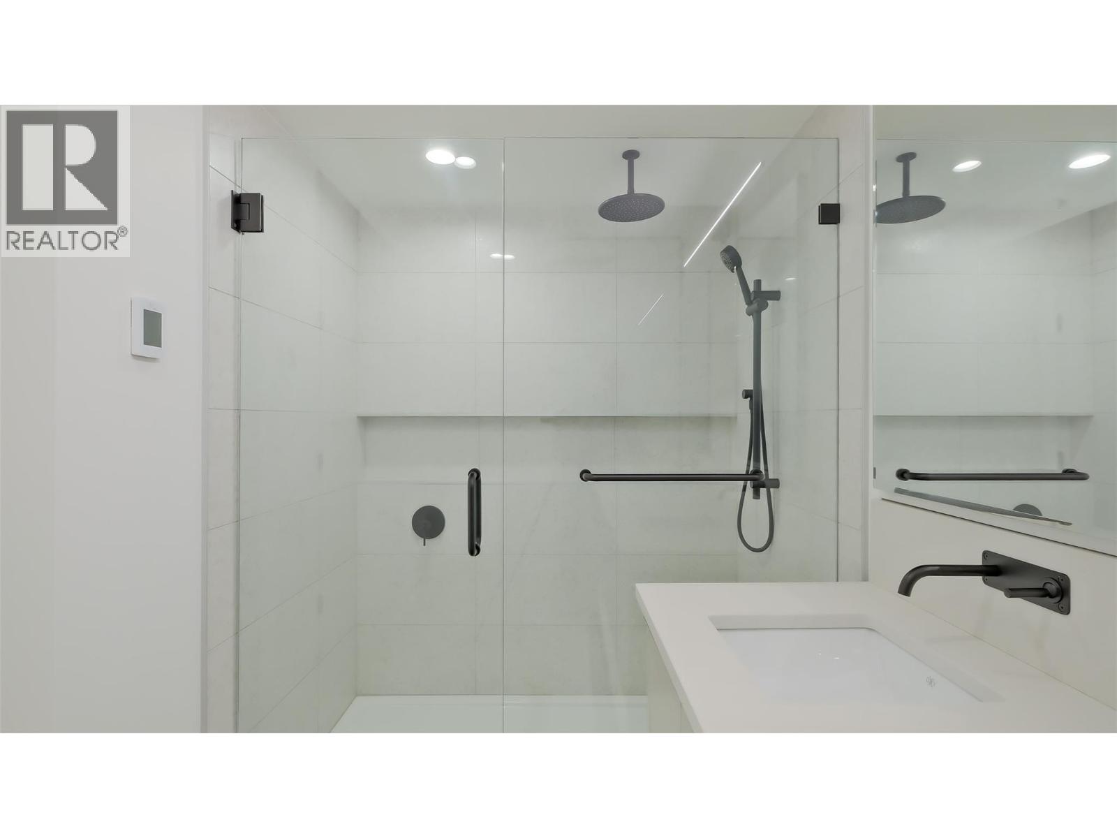  3040 Landry Crescent, Summerland