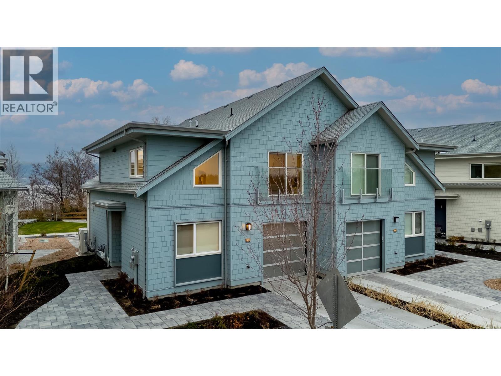 3040 Landry Crescent, Summerland
