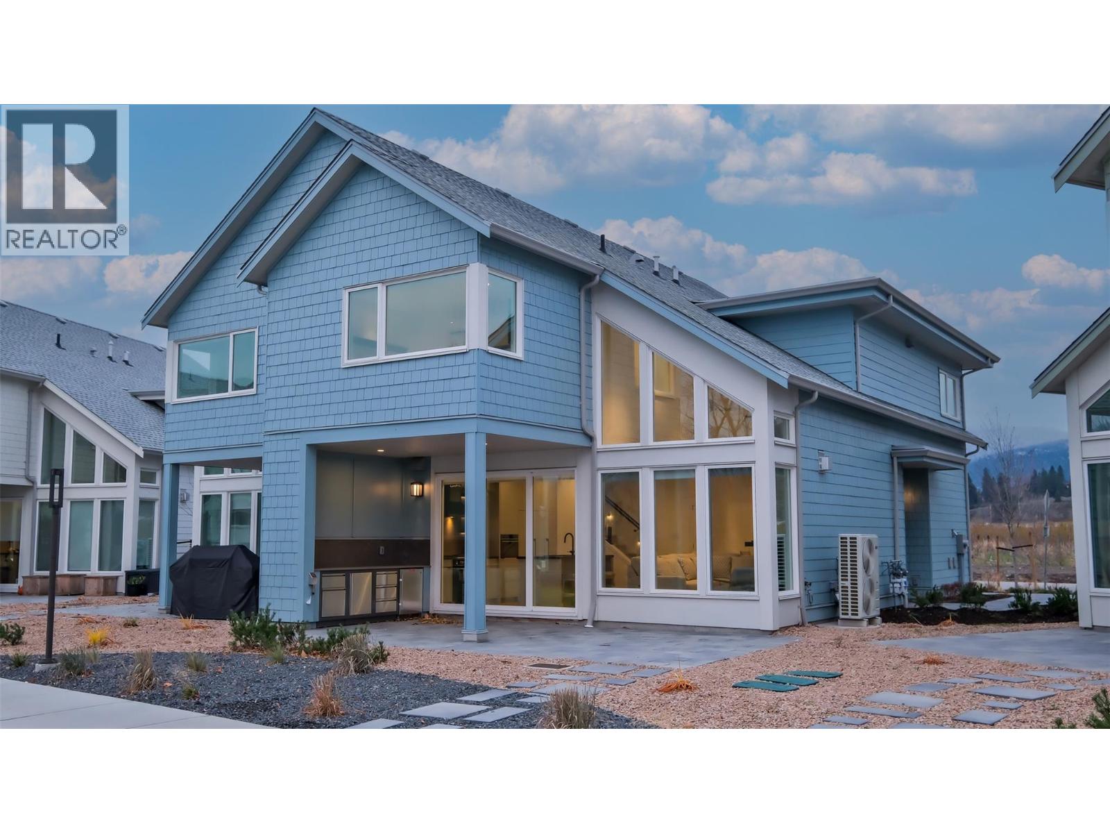  3040 Landry Crescent, Summerland