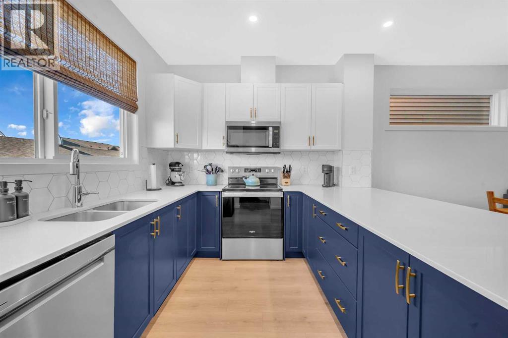 Single Family House for Sale in  Wolf Creek Rise SE Wolf Willow Calgary 