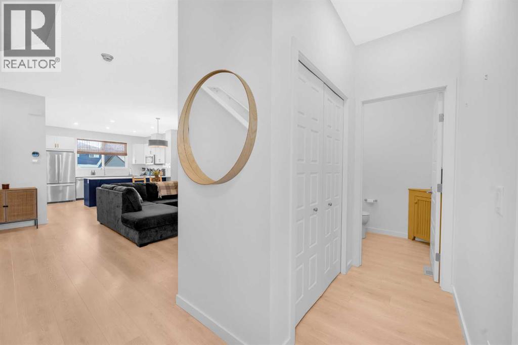 Single Family House for Sale in  Wolf Creek Rise SE Wolf Willow Calgary 