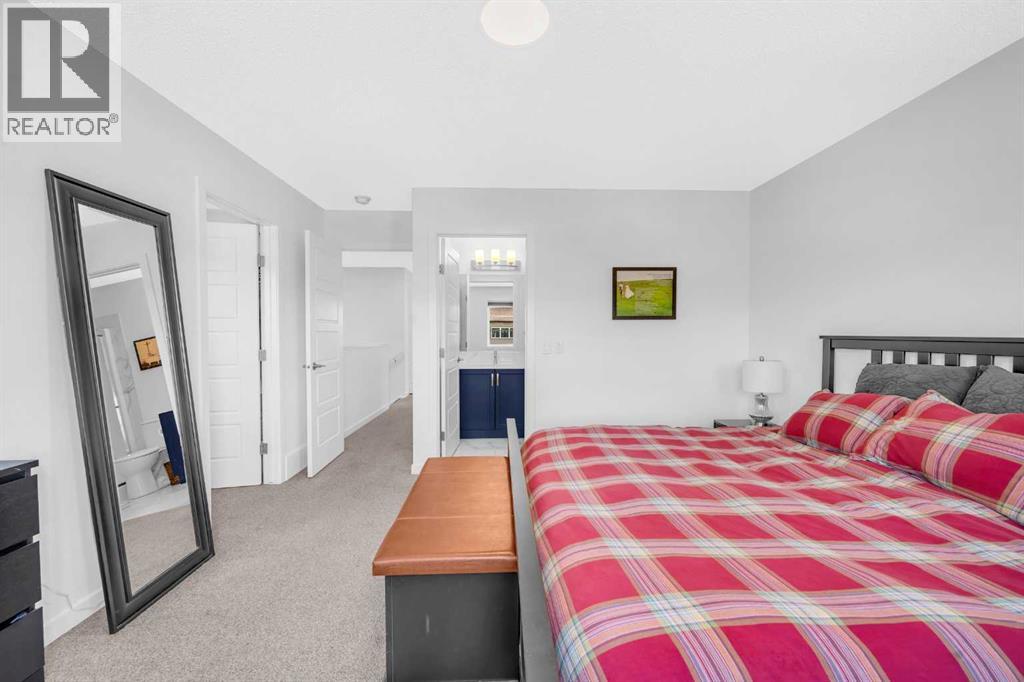 Single Family House for Sale in  Wolf Creek Rise SE Wolf Willow Calgary 