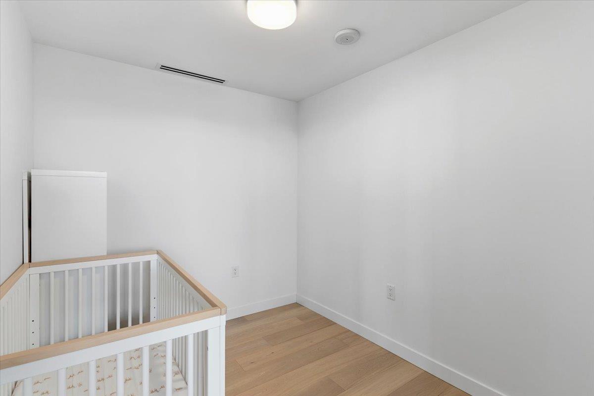 604 1439 GEORGE STREET, White Rock