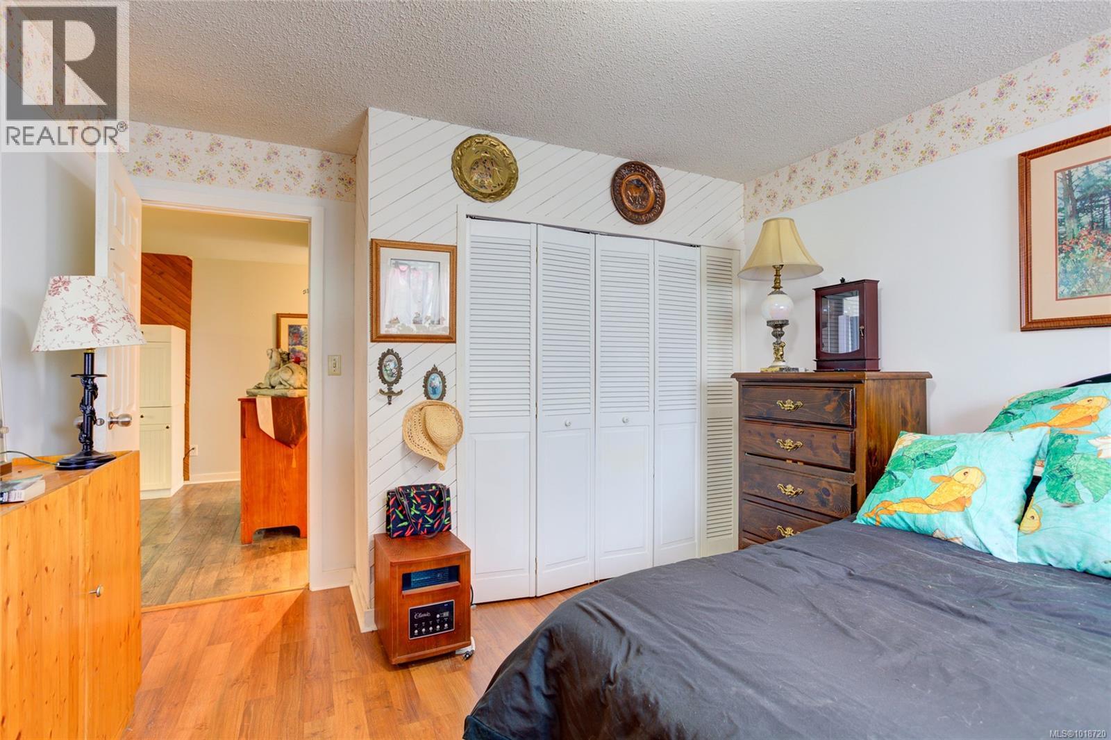 508 Wilrose Pl, Ladysmith