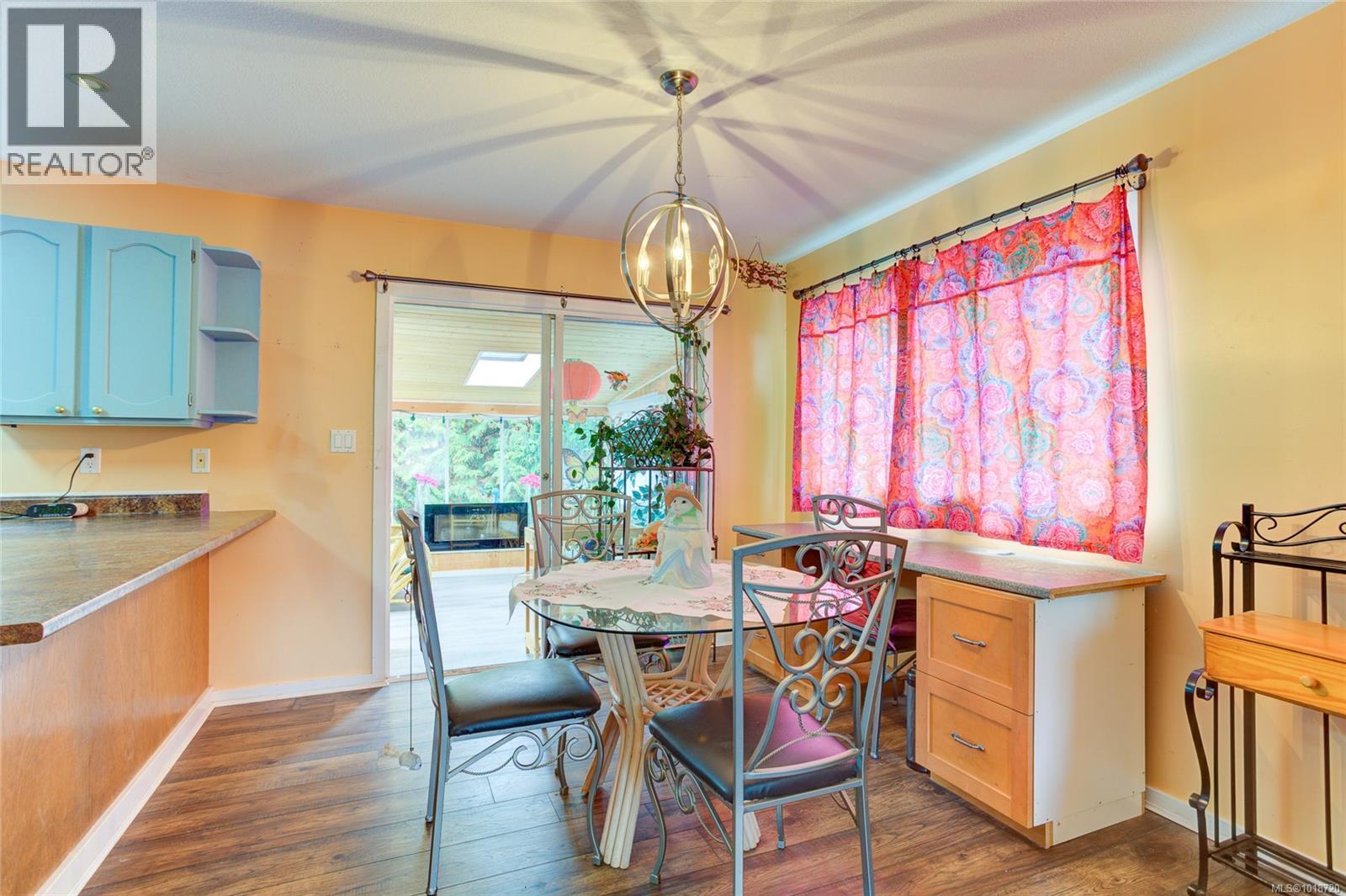 508 Wilrose Pl, Ladysmith