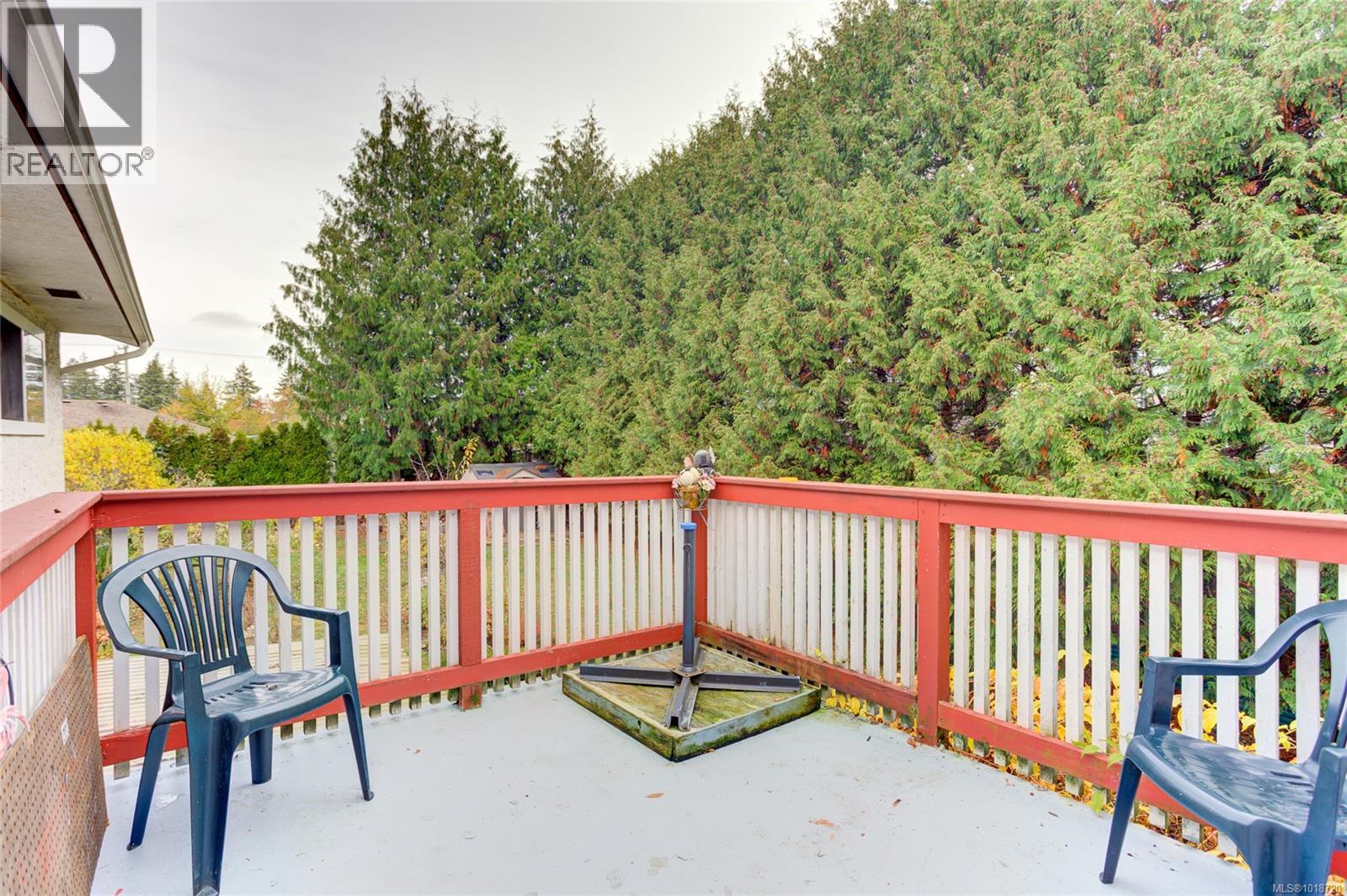 508 Wilrose Pl, Ladysmith