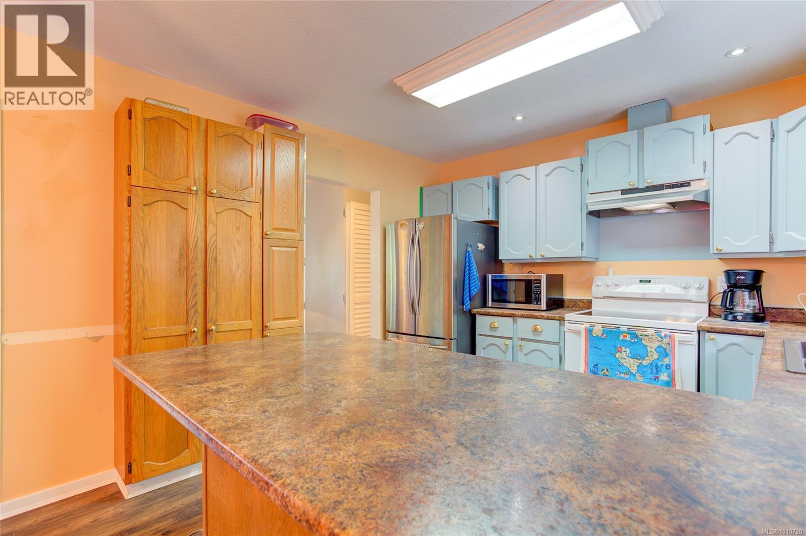 508 Wilrose Pl, Ladysmith