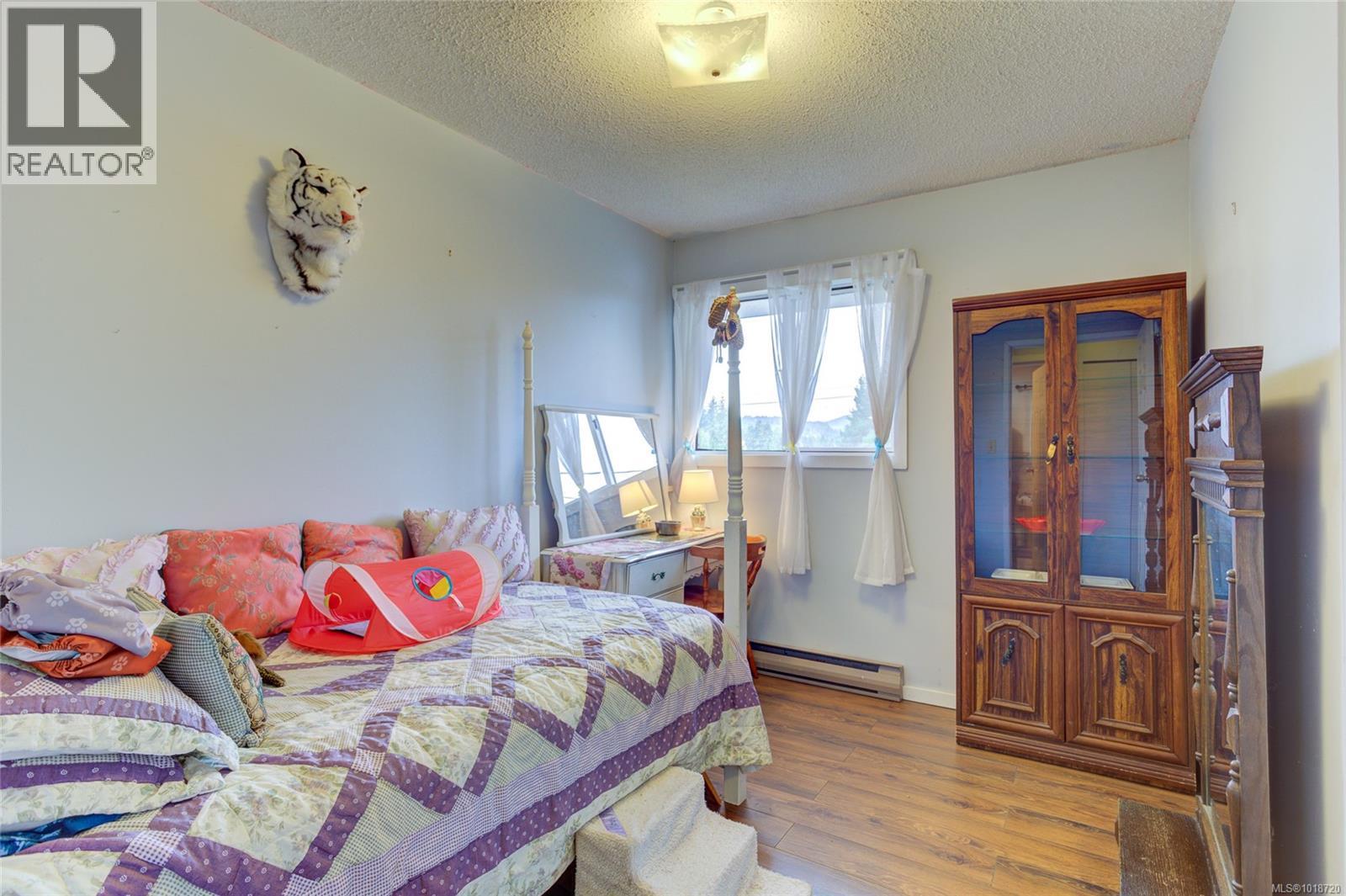 508 Wilrose Pl, Ladysmith