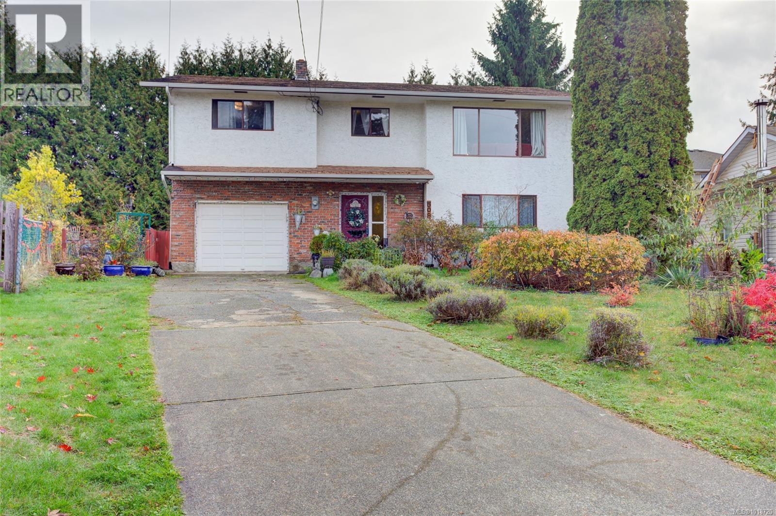 508 Wilrose Pl, Ladysmith