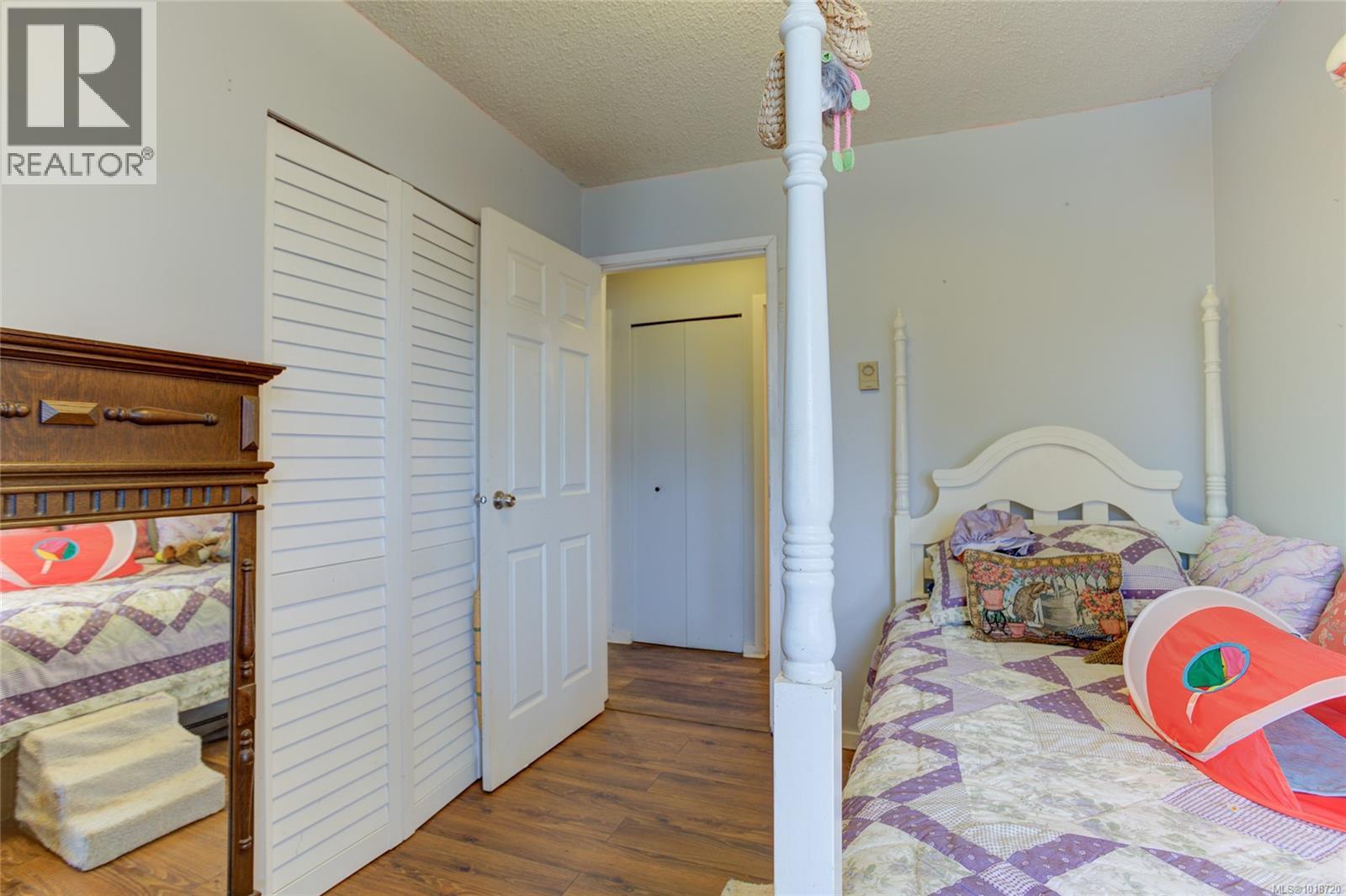 508 Wilrose Pl, Ladysmith