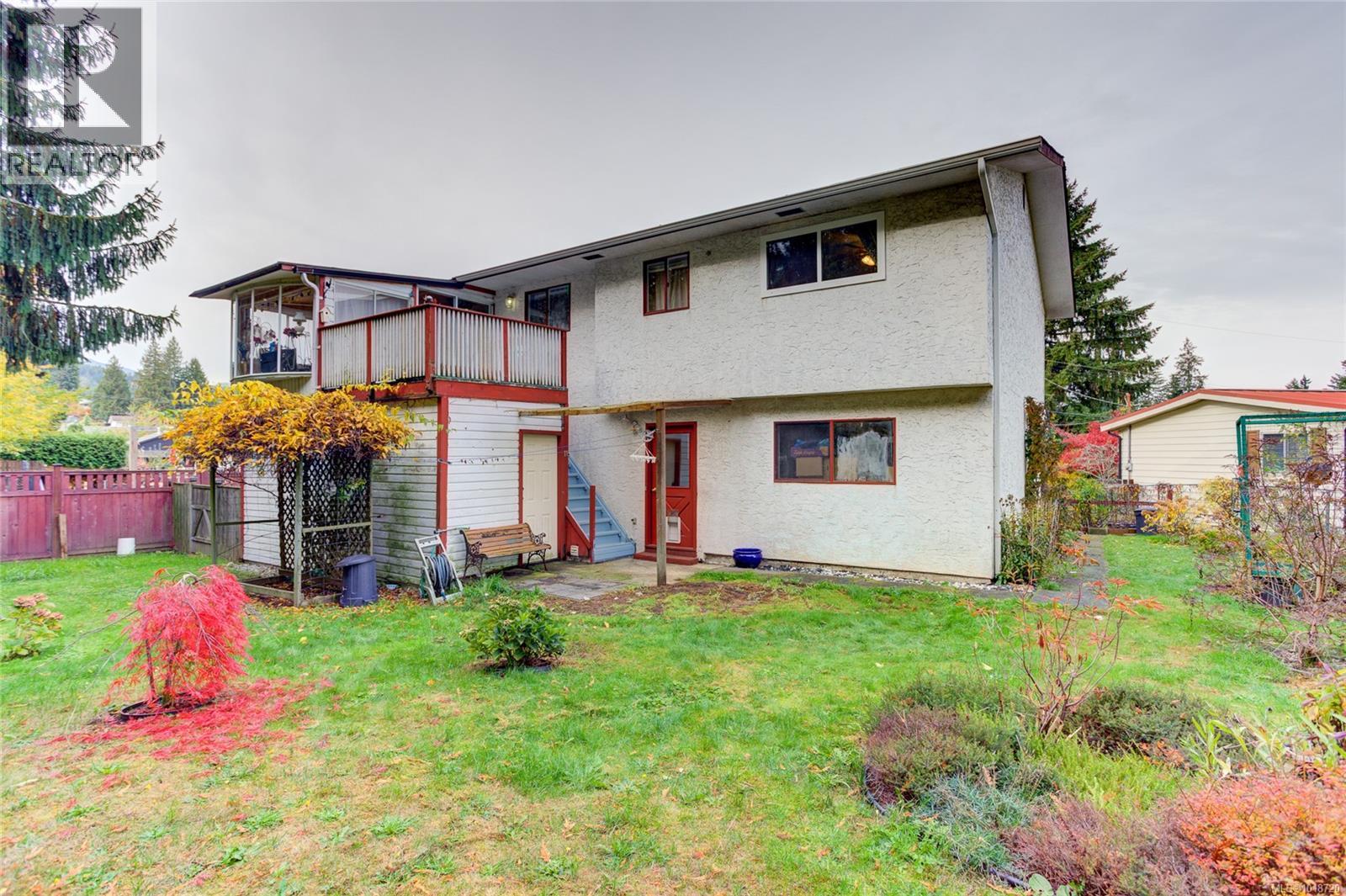 508 Wilrose Pl, Ladysmith