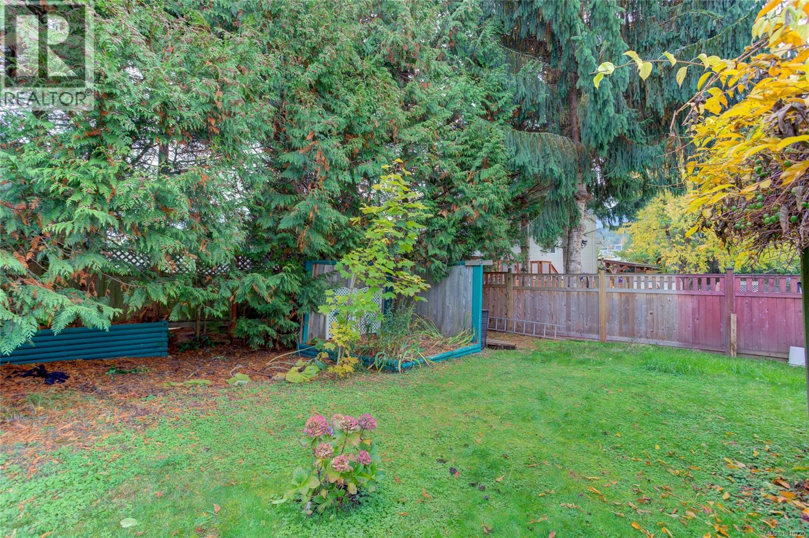 508 Wilrose Pl, Ladysmith