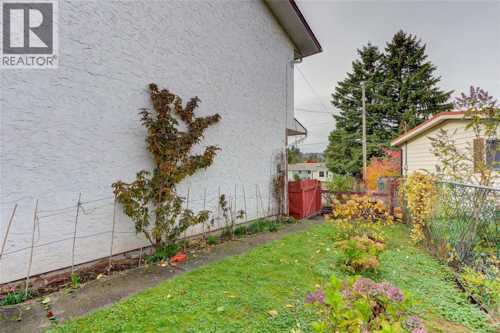 508 Wilrose Pl, Ladysmith