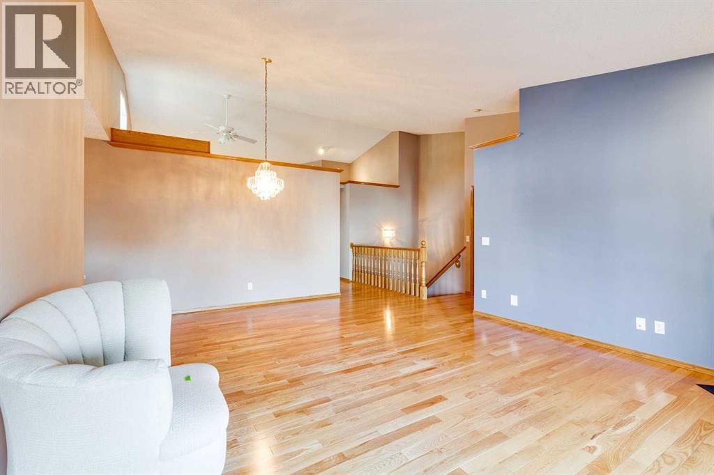 Single Family House Bungalow for Sale in  Douglasview Park SE Douglasdale/Glen Calgary 