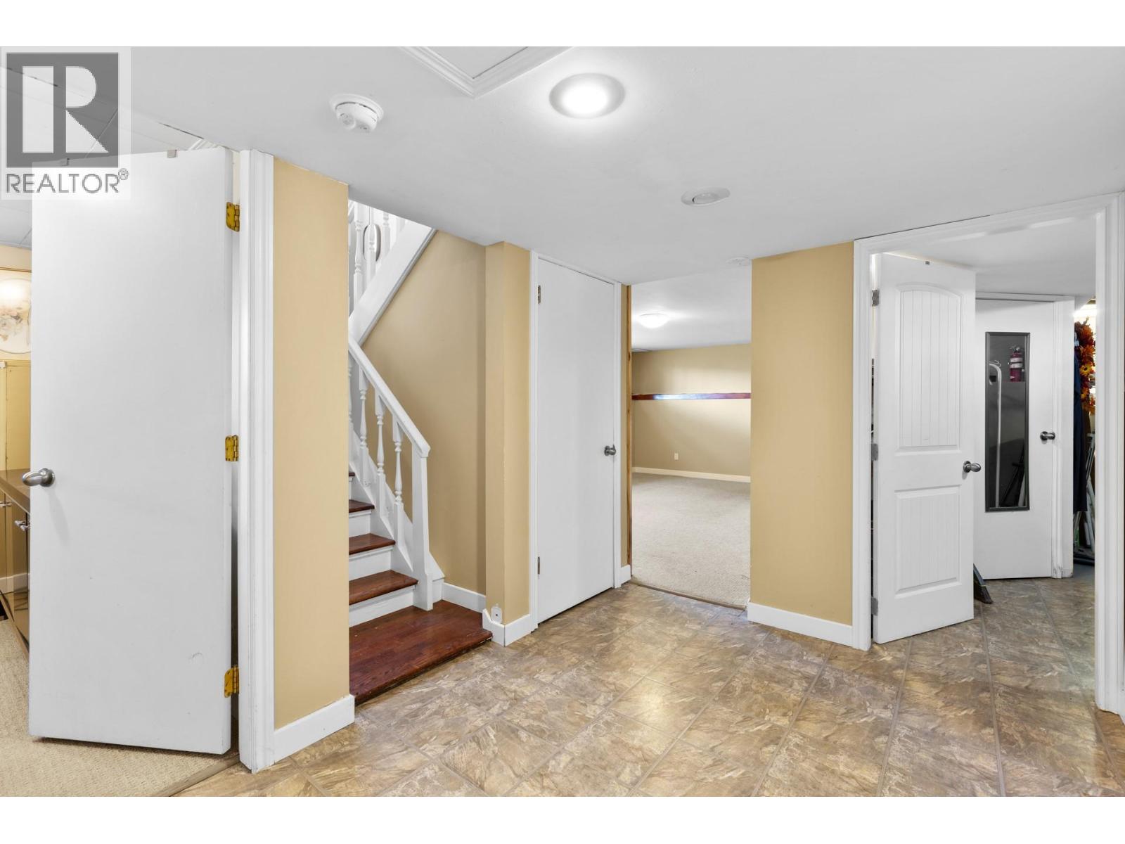  745 Dundee Road, Kelowna