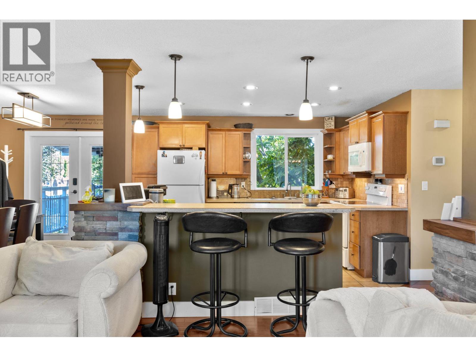  745 Dundee Road, Kelowna