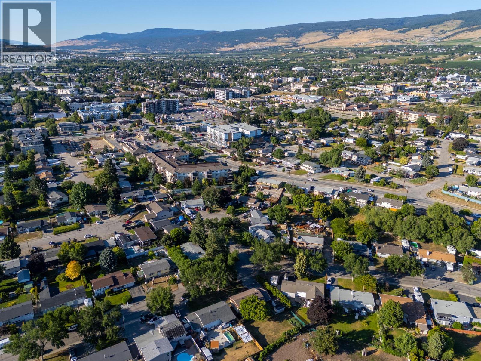  745 Dundee Road, Kelowna