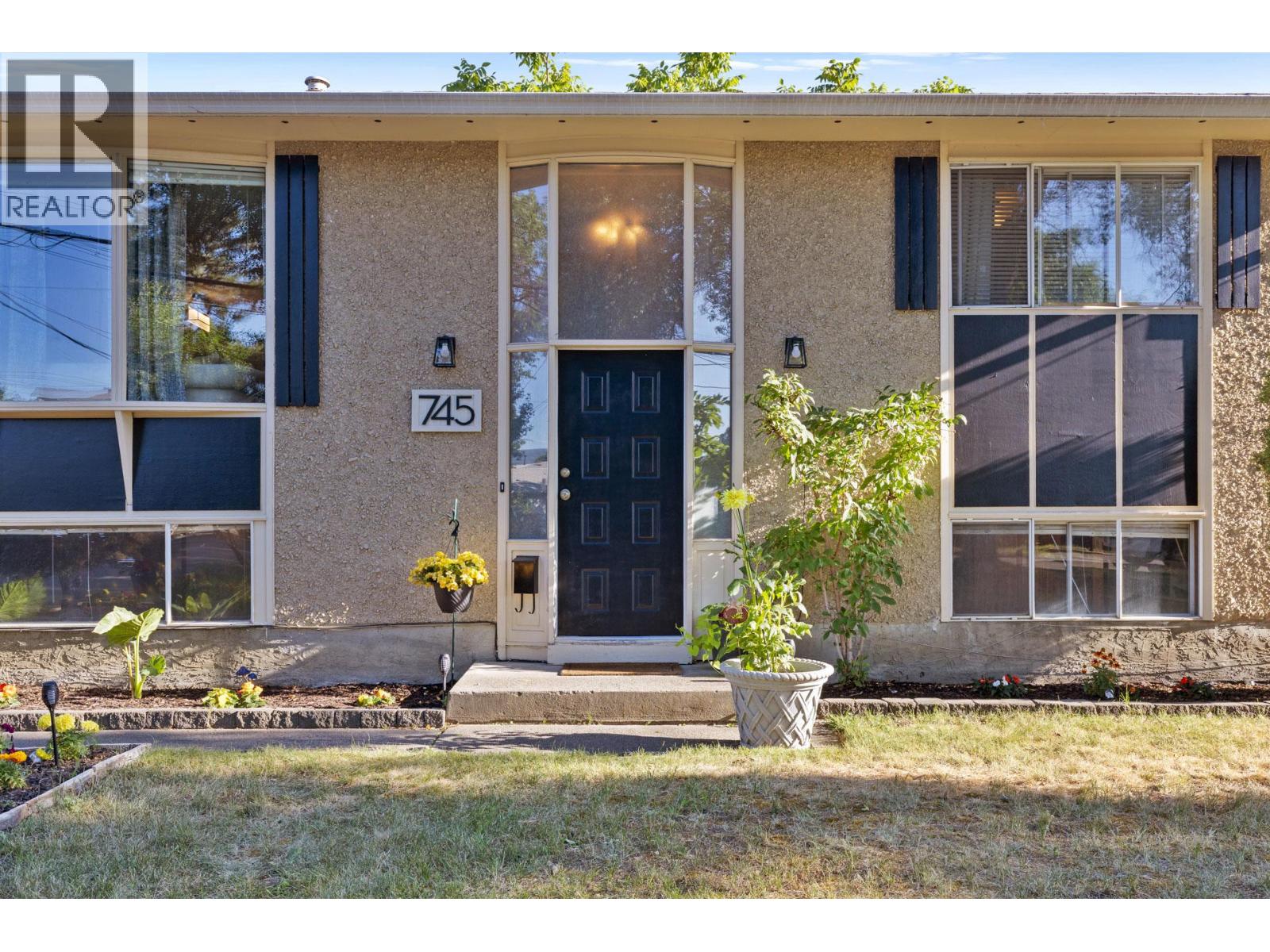  745 Dundee Road, Kelowna