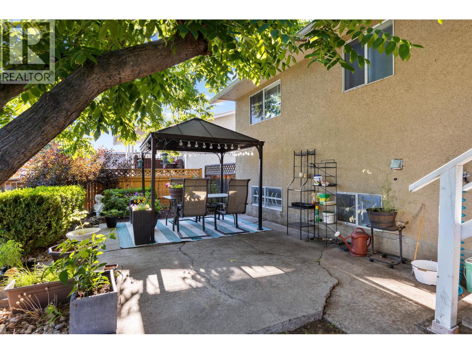  745 Dundee Road, Kelowna