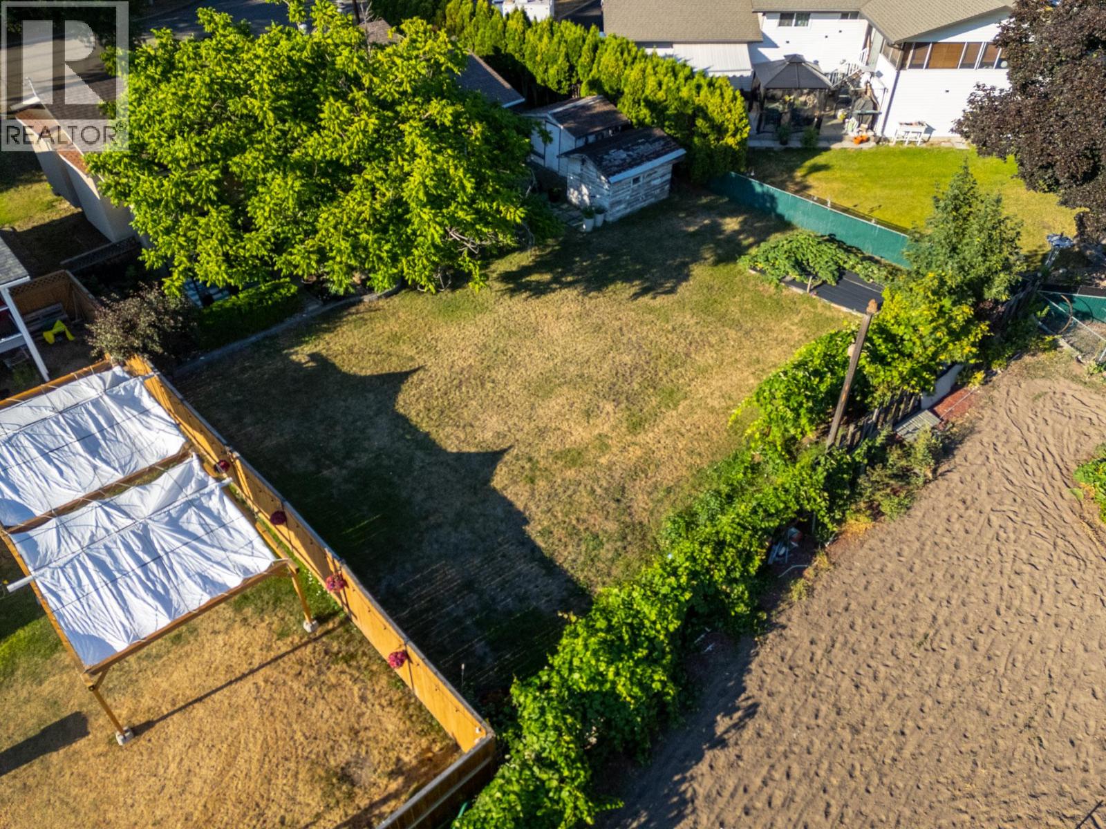  745 Dundee Road, Kelowna