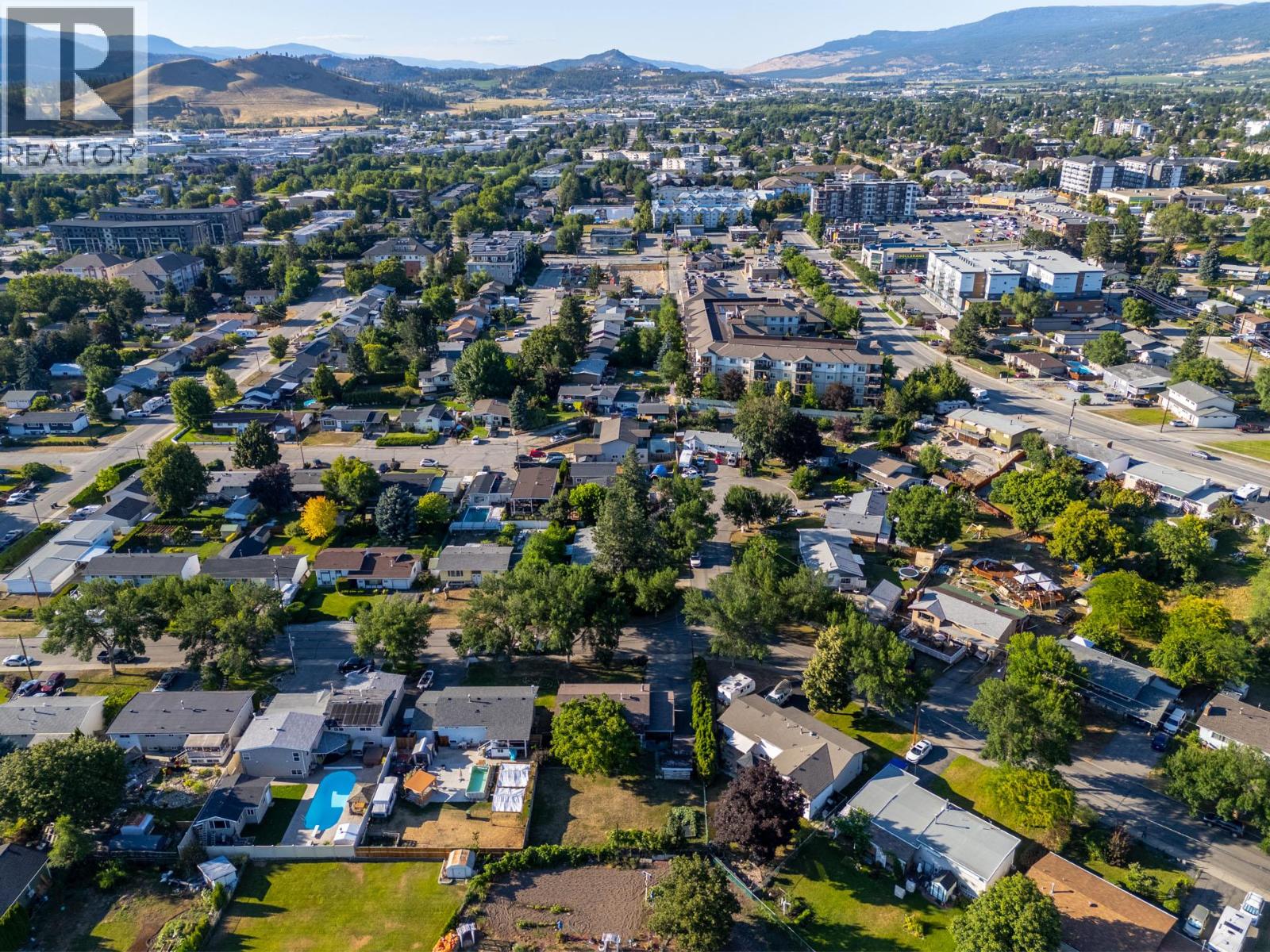  745 Dundee Road, Kelowna