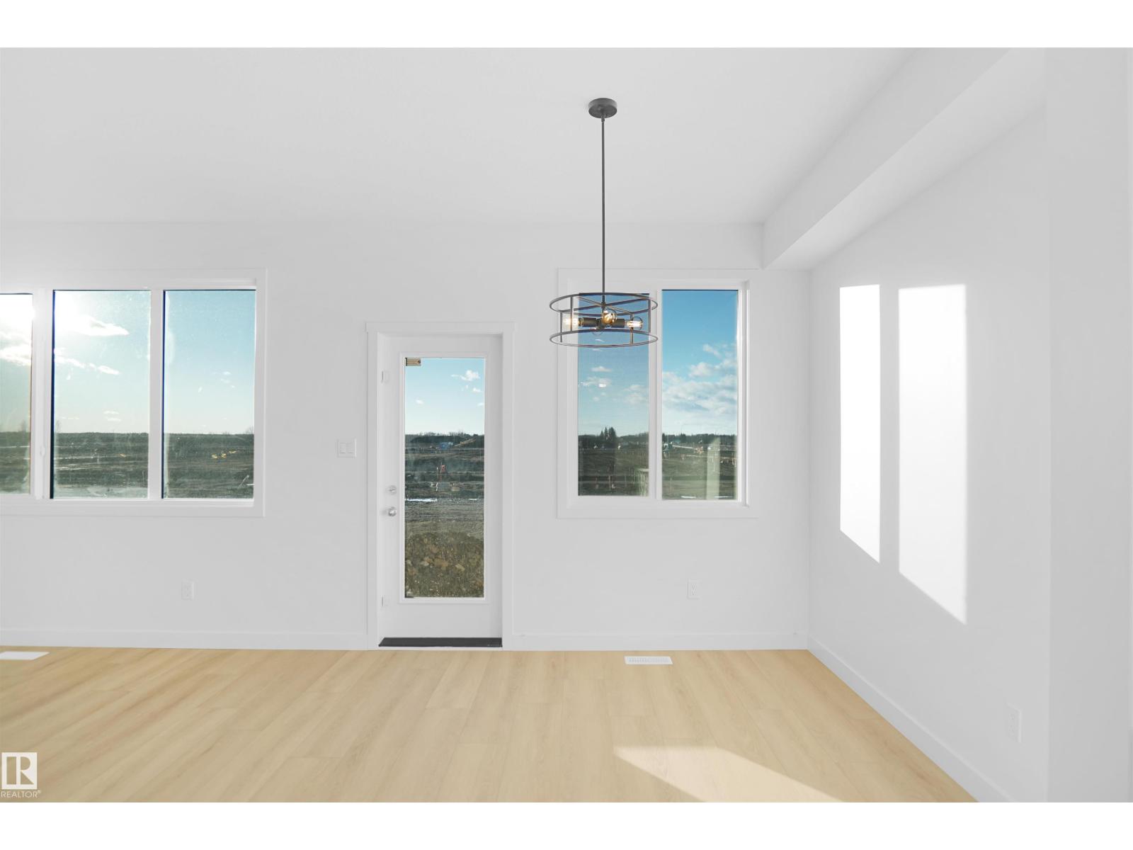 2120 210 ST NW, Edmonton