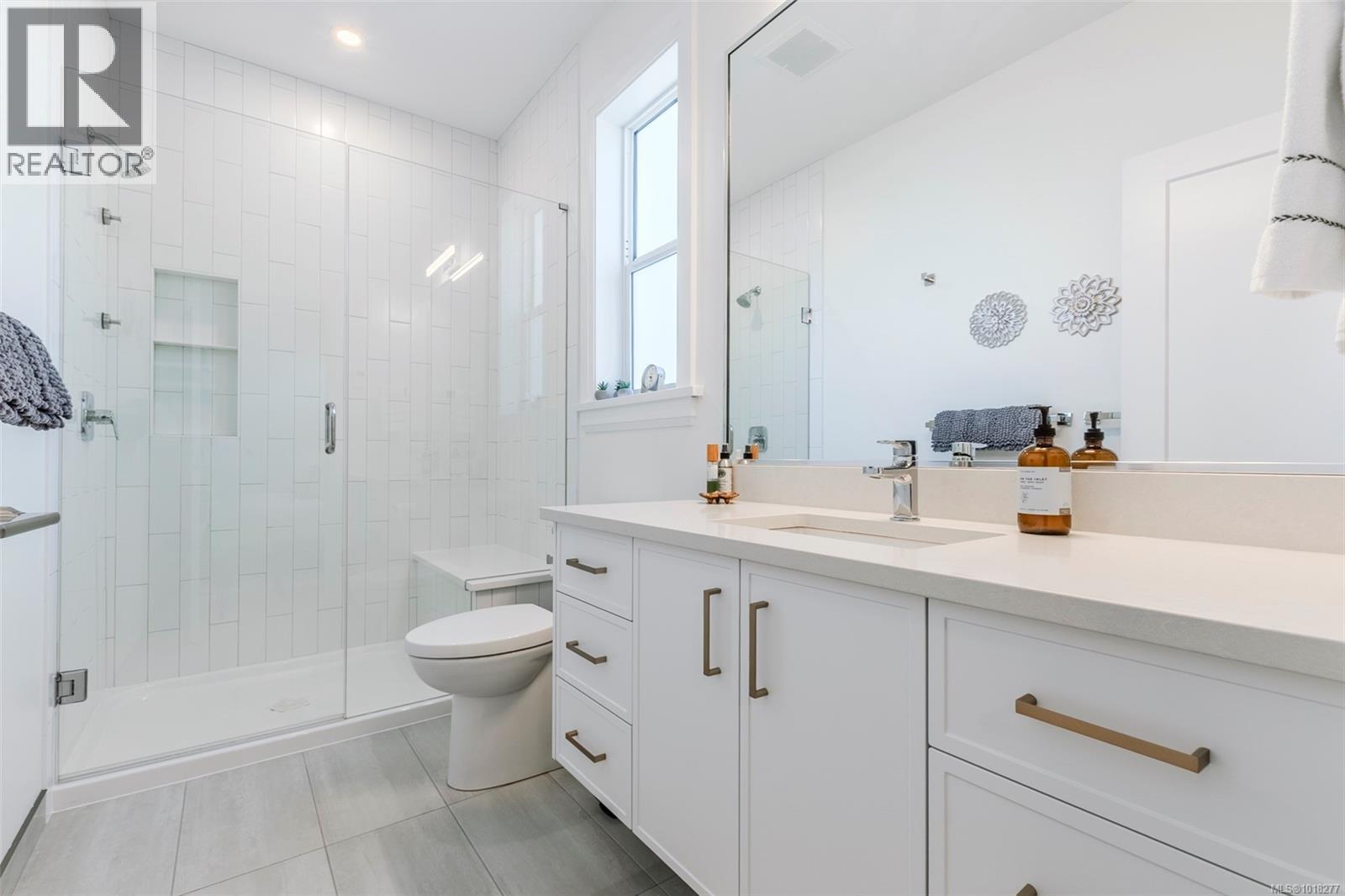 135 1234 Viewtop Rd, Duncan