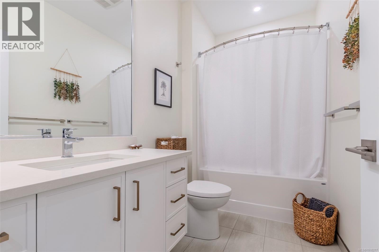 135 1234 Viewtop Rd, Duncan