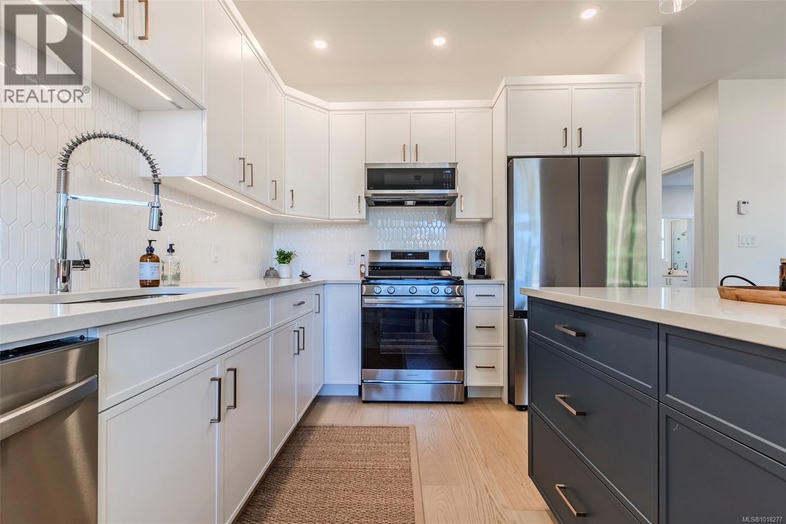 135 1234 Viewtop Rd, Duncan