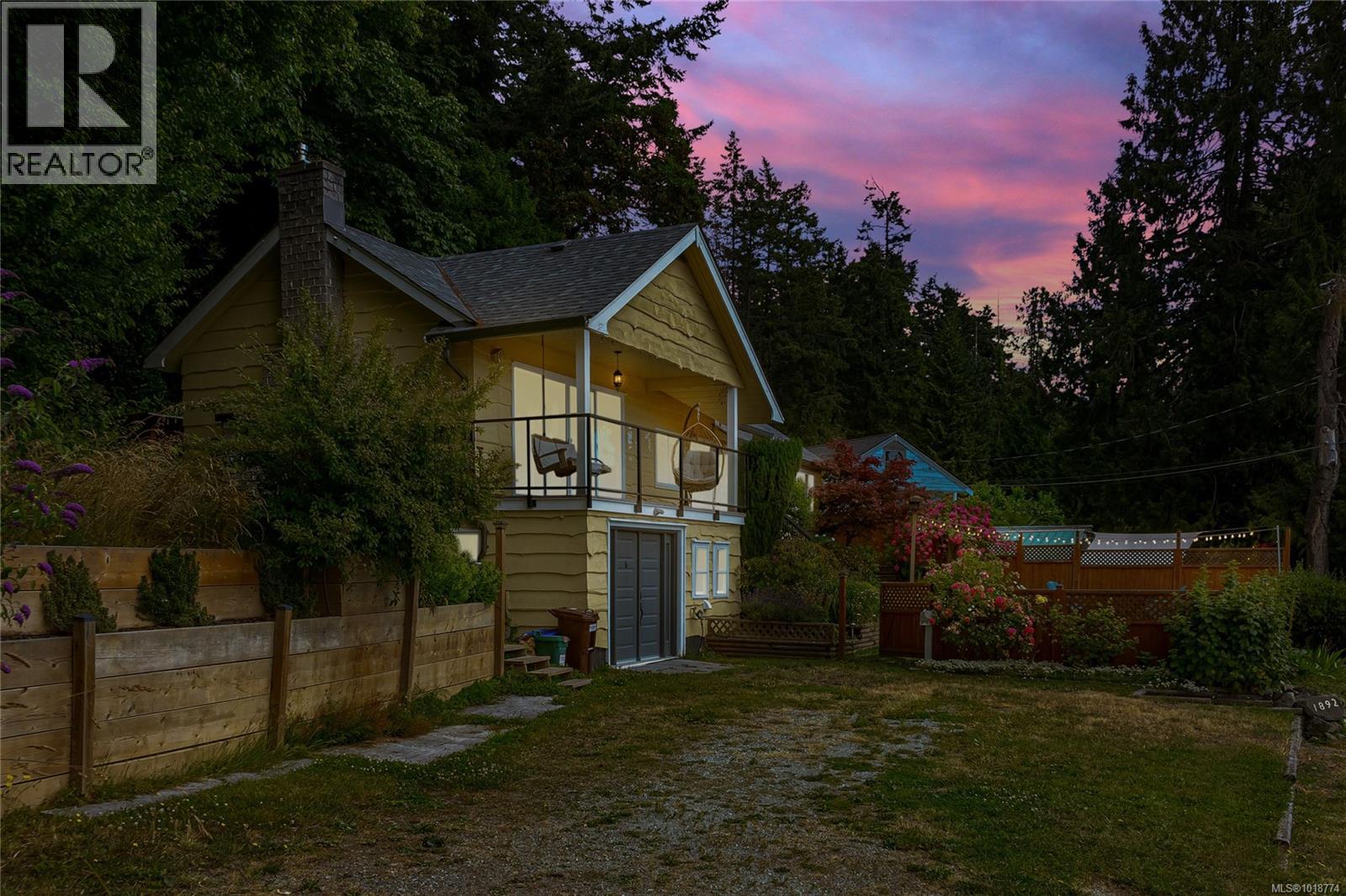 1892 Swartz Bay Rd, North Saanich