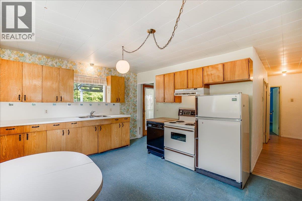 811 Latimer Street, Nelson