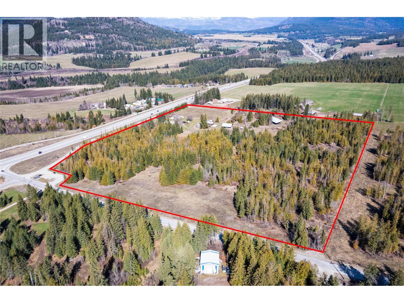  4251 Mikkelson Frontage Road, Tappen
