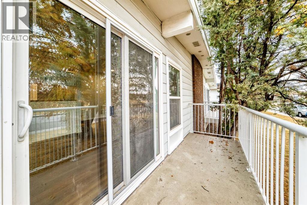 Multi-family House 4 Level for Sale in  &   Street NW Dalhousie Calgary 