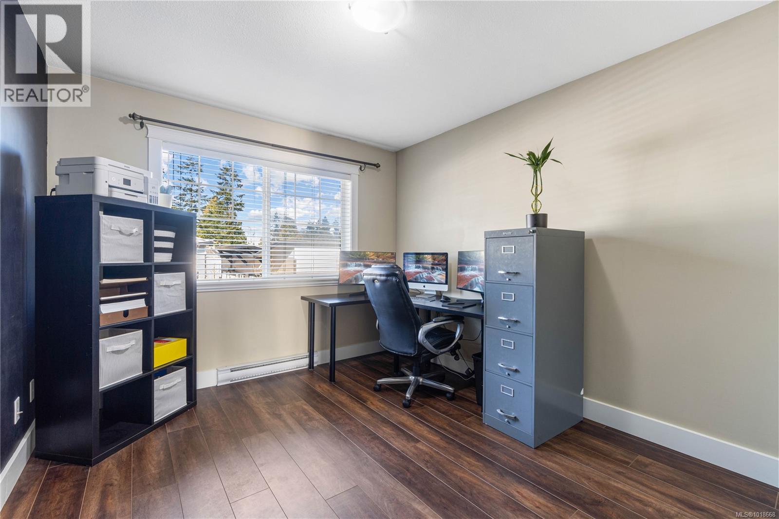 12 344 Hirst Ave, Parksville