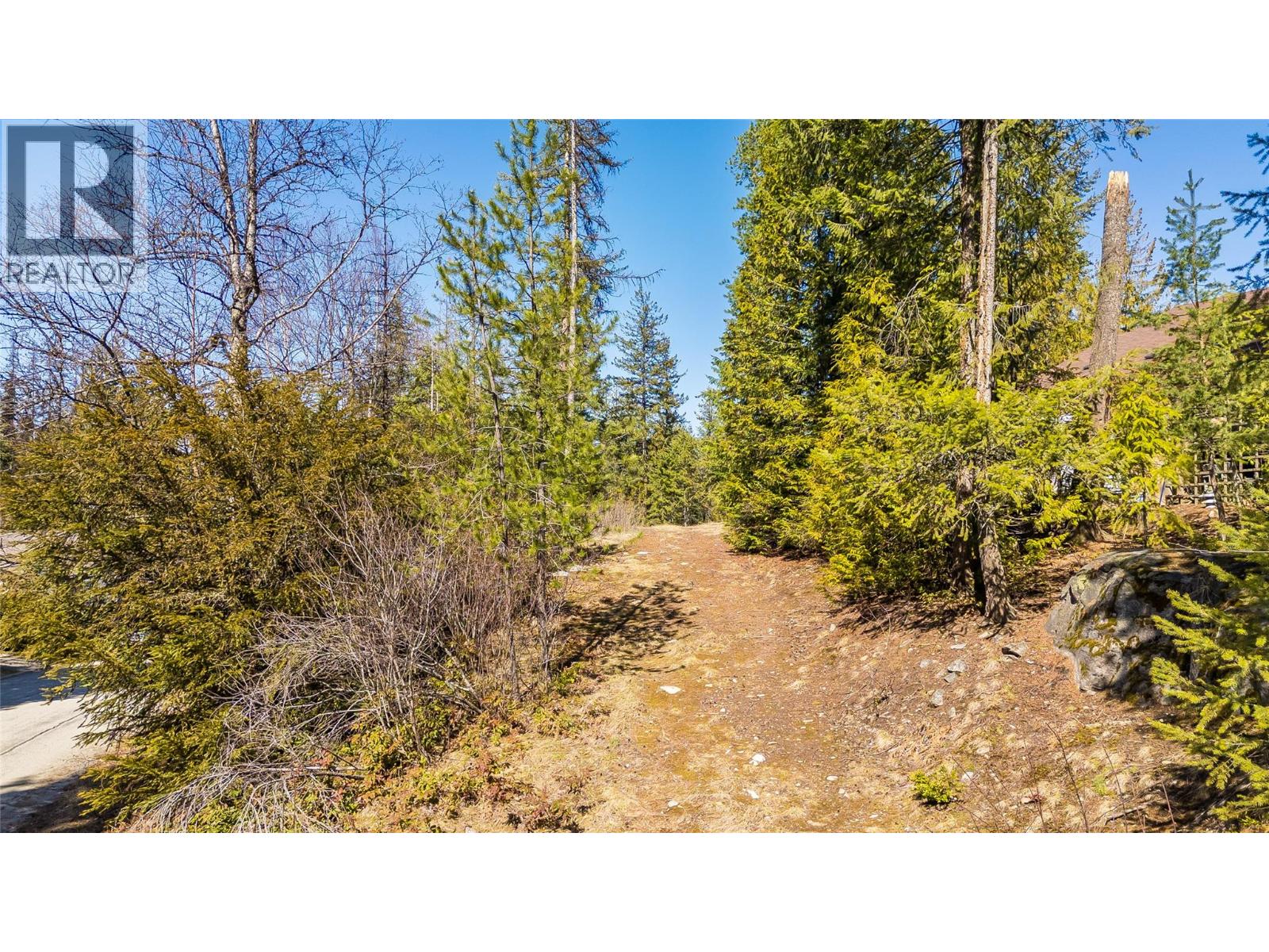 1428 Meadowbrook Drive, Castlegar