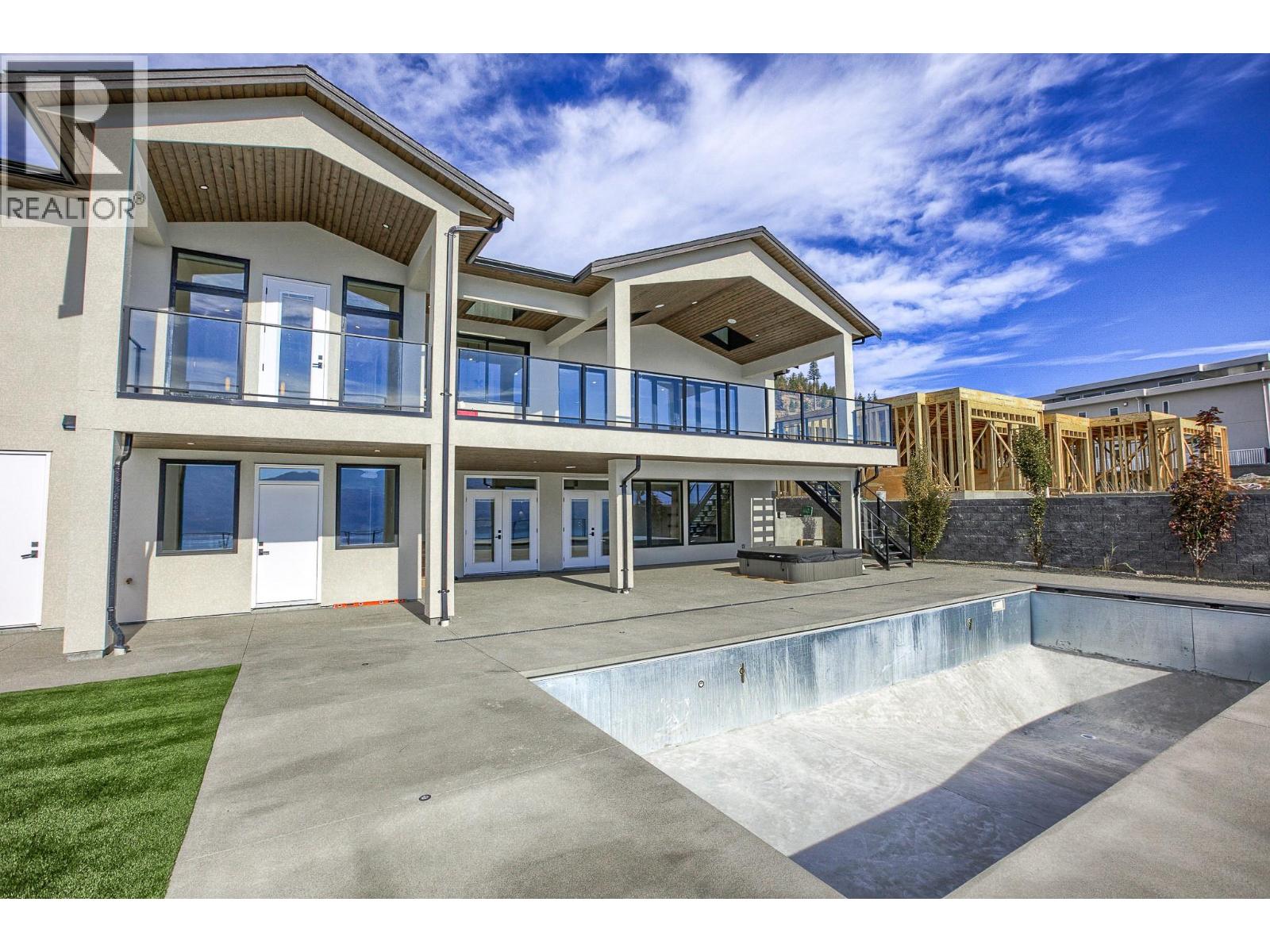  1403 Vineyard Drive, West Kelowna
