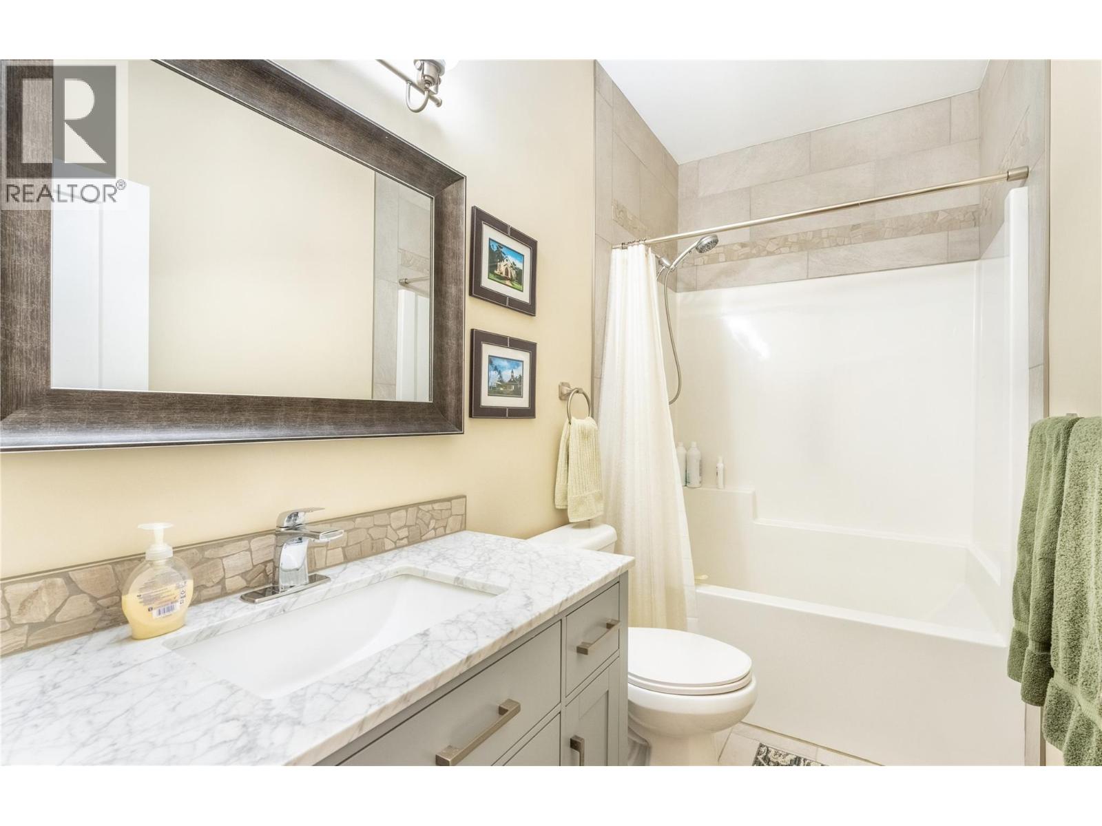 1151 12TH Avenue N, Creston